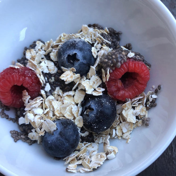 dieta-antiestrés-avena-chia-frutos-rojos