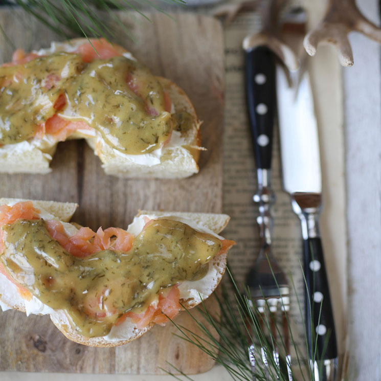 bagel-queso-crema-mostaza-salmon