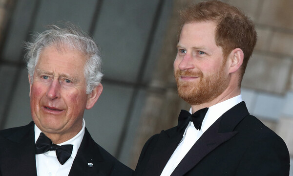 Príncipe Carlos y príncipe Harry